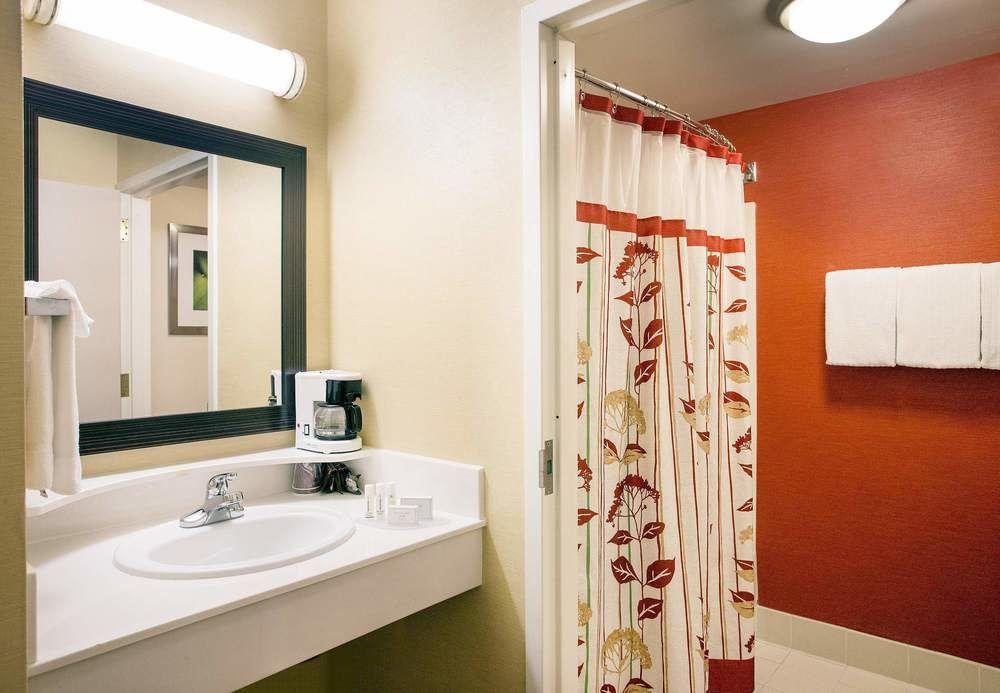 Готель Courtyard Oakland Downtown Екстер'єр фото