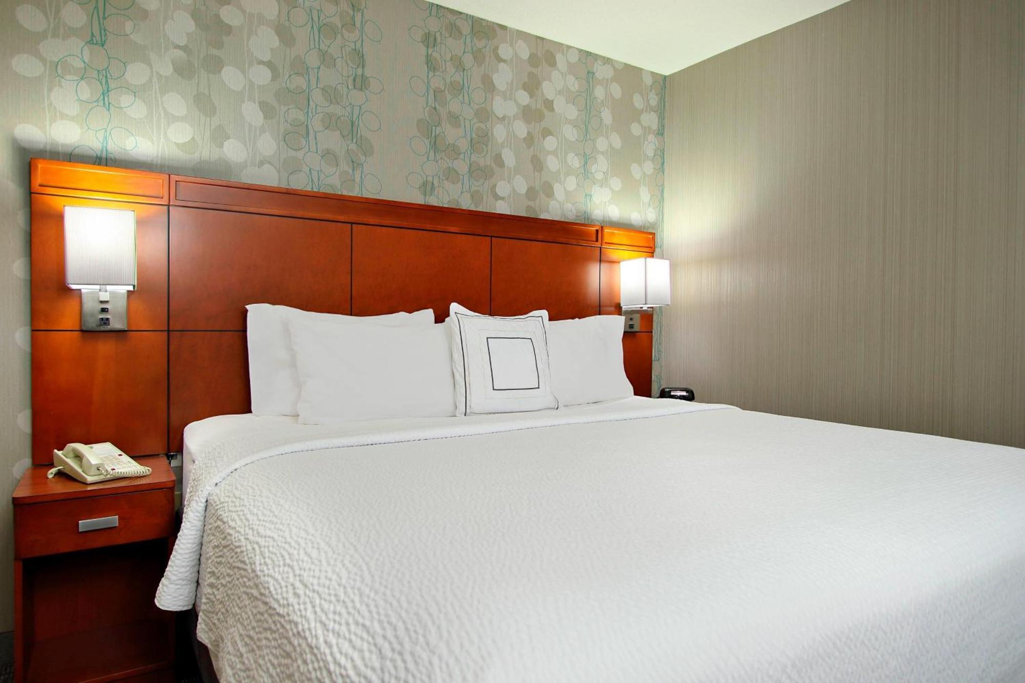 Готель Courtyard Oakland Downtown Екстер'єр фото